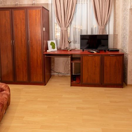 Hotel Kibor Gulubovo  Extérieur photo