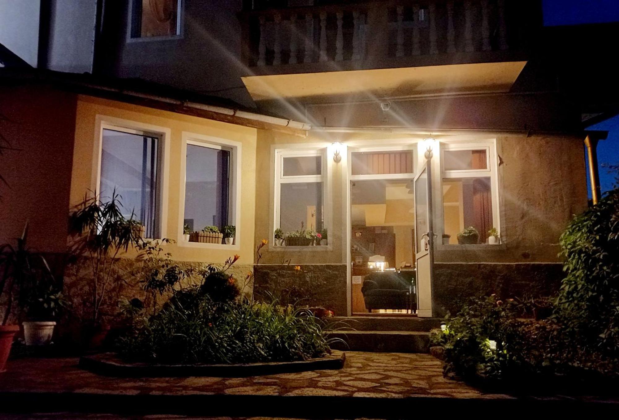 Hotel Kibor Gulubovo  Extérieur photo
