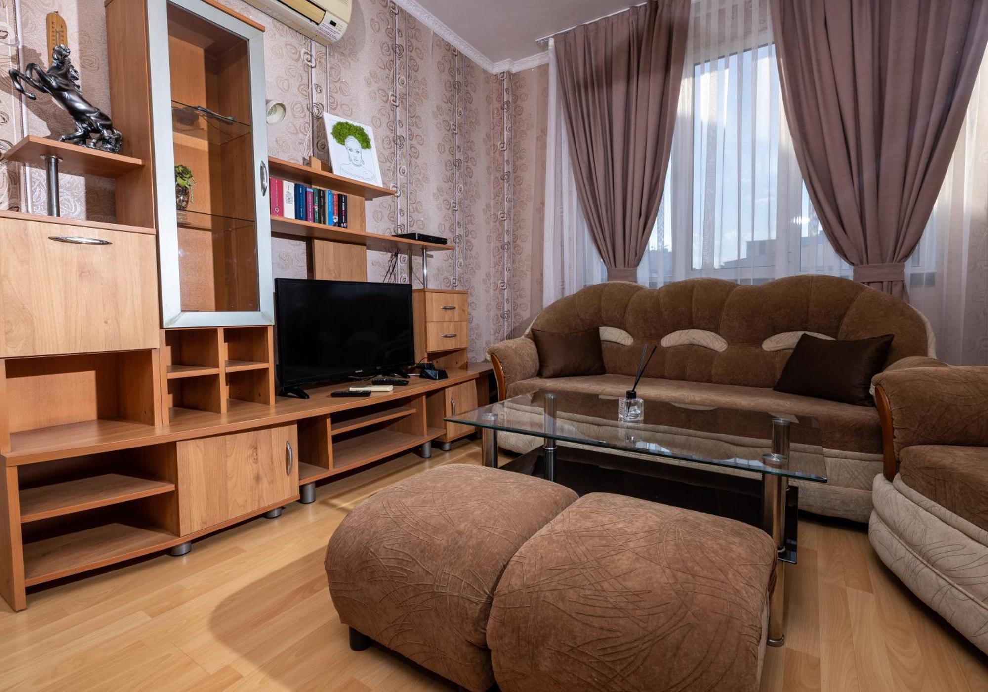 Hotel Kibor Gulubovo  Extérieur photo