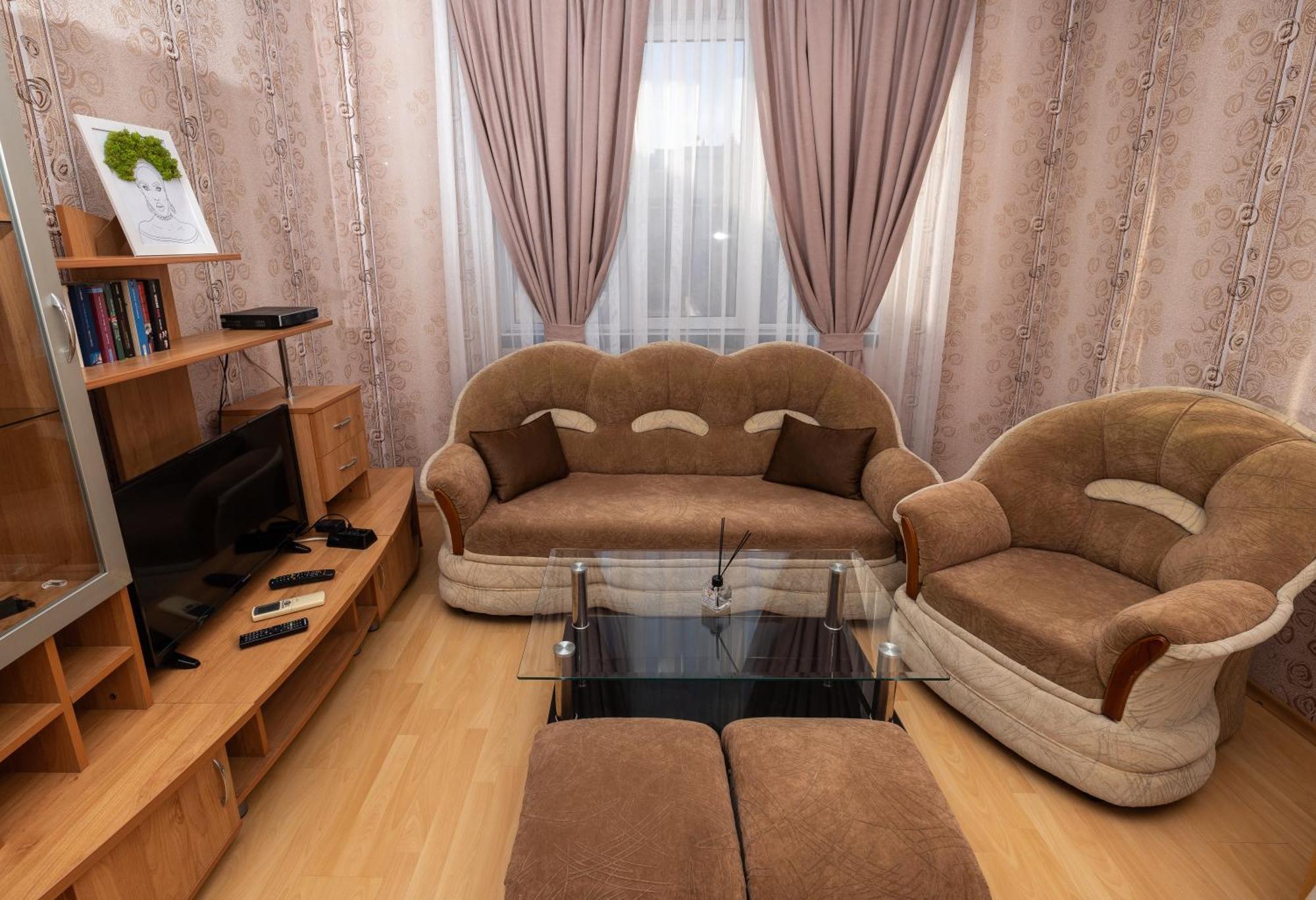 Hotel Kibor Gulubovo  Extérieur photo
