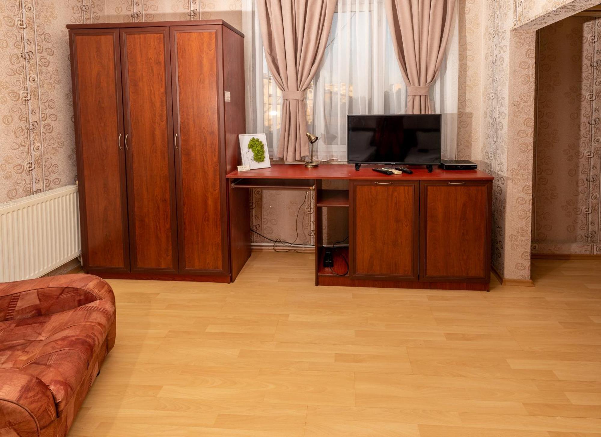 Hotel Kibor Gulubovo  Extérieur photo
